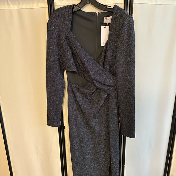 One 33 Social Metallic Gown ✨ - Picture 6 of 6